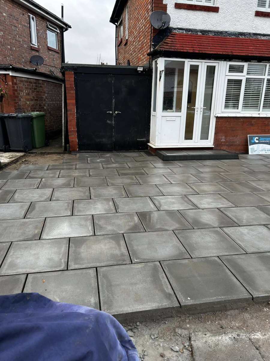 485957156_975154861468952_2471067787077855073_n