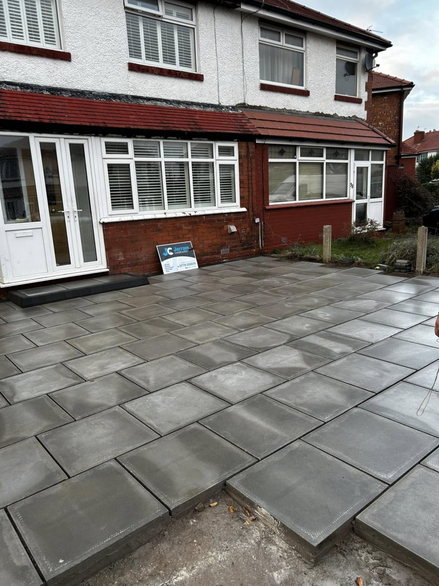 486447943_975154814802290_6331270236179921690_n